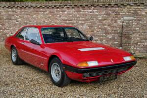 Image 45/50 de Ferrari 365 GT4 2+2 (1974)