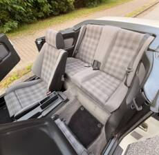 Immagine 21/75 di BMW 320i (1988)