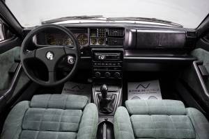 Afbeelding 12/38 van Lancia Delta HF Integrale Evoluzione I (1991)