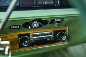 Image 33/44 of Chevrolet Impala (1974)