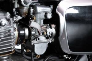 Immagine 50/50 di Honda DUMMY (1975)