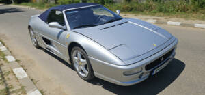 Bild 2/8 von Ferrari F 355 Spider (1999)