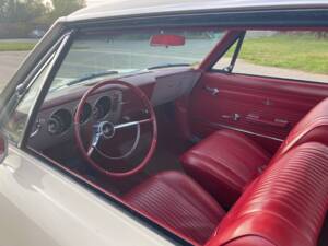 Image 7/13 of Chevrolet Corvair Monza (1965)