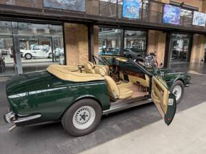 Bild 8/25 von Aston Martin V8 Volante (1986)