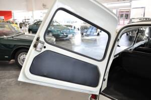 Immagine 16/25 di Autobianchi 500 Nuova Giardiniera (1976)