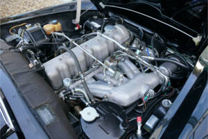 Image 43/50 of Mercedes-Benz 230 SL (1966)