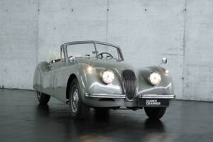 Bild 10/50 von Jaguar XK 120 DHC (1953)