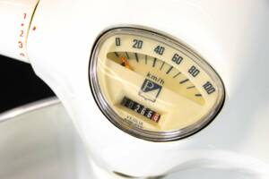 Image 13/41 de Piaggio Vespa 50 SS (1966)
