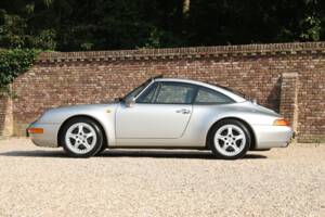 Imagen 28/50 de Porsche 911 Carrera (1996)