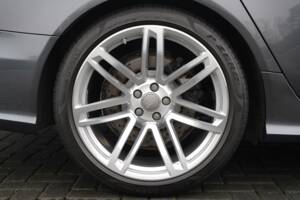 Immagine 45/50 di Audi RS6 Avant (2015)