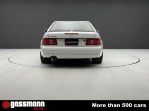 Immagine 7/15 di Mercedes-Benz SL 500 (2000)