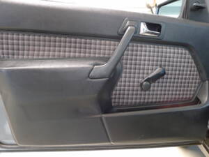 Image 23/34 de Mercedes-Benz 190 E 1.8 (1991)