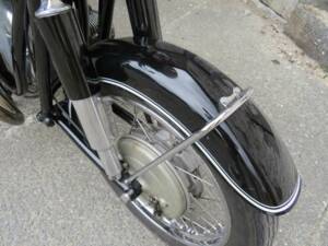 Image 32/43 of BMW R 60/2 (1963)