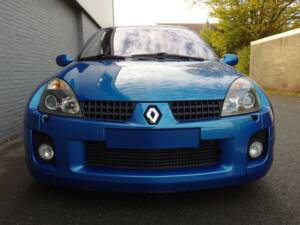 Imagen 7/100 de Renault Clio II V6 (2004)