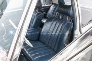 Image 9/35 de Mercedes-Benz 300 SEL 3.5 (1971)