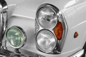 Image 50/50 of Mercedes-Benz 280 SE 3,5 (1969)