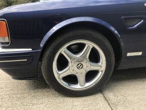 Image 7/12 of Bentley Brooklands R Mulliner (1998)
