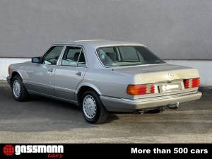 Imagen 6/15 de Mercedes-Benz 300 SE (1986)