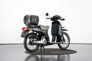 Image 4/44 of Honda SH 50 Fifty (1987)