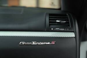Bild 43/50 von Maserati GranTurismo 4.2 (2008)