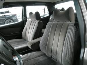 Immagine 10/20 di Mercedes-Benz 450 SEL 6,9 (1979)