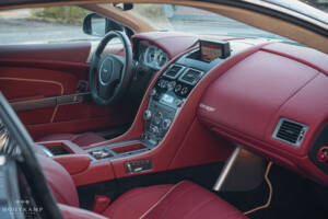 Image 10/14 of Aston Martin Virage (2012)