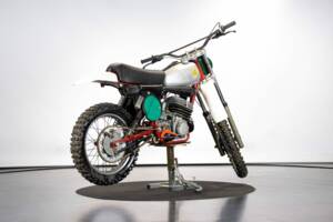Image 4/38 of CZ 250 Moto Cross (1970)
