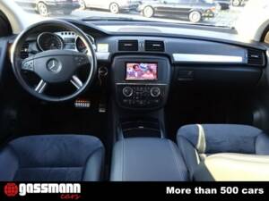 Bild 8/15 von Mercedes-Benz R 500 4MATIC (2006)