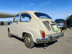 Image 11/44 of FIAT 600 D (1967)