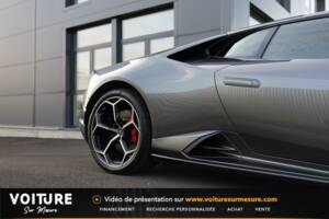 Image 7/32 of Lamborghini Huracán EVO (2020)