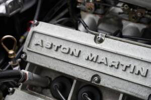 Imagen 38/50 de Aston Martin V8 Volante (1982)