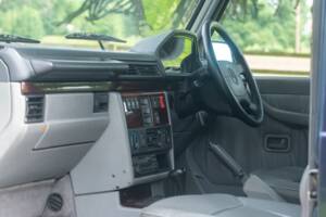 Bild 37/39 von Mercedes-Benz 300 GE (lang) (1995)