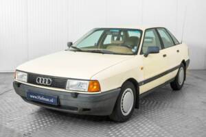 Immagine 17/50 di Audi 80 quattro  -  1.8S (1987)