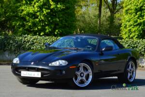 Afbeelding 5/50 van Jaguar XKR (2000)