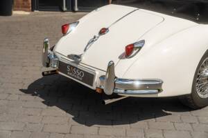 Image 33/58 of Jaguar XK 140 SE DHC (1955)