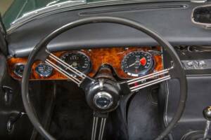 Afbeelding 16/20 van Austin-Healey 3000 Mk III (BJ8) (1966)