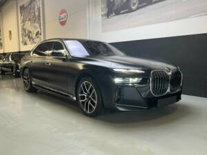 Image 45/50 de BMW i7 eDrive50 (2023)