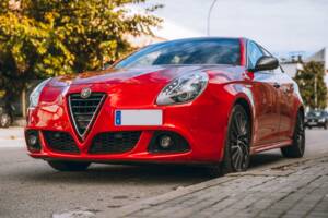 Afbeelding 13/26 van Alfa Romeo Giulietta 1.8 TBi 16V QV (2015)