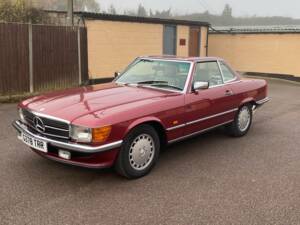 Image 5/8 of Mercedes-Benz 420 SL (1989)