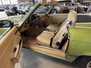 Image 13/48 of Mercedes-Benz 350 SL (1979)