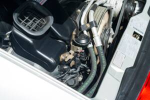 Bild 9/58 von Porsche 911 Carrera 4S (1996)