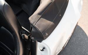 Image 23/48 of Porsche 911 Carrera 4 (1992)