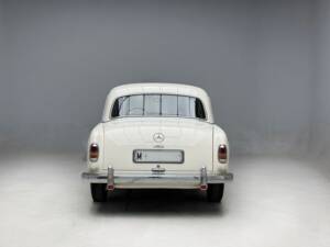 Bild 7/17 von Mercedes-Benz 190 b (1961)