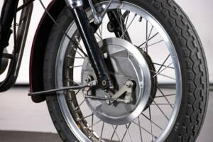 Afbeelding 40/50 van Triumph DUMMY (1970)