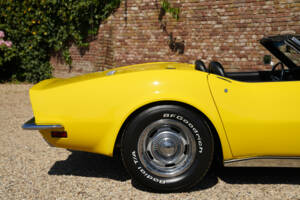 Image 33/50 of Chevrolet Corvette Stingray (1972)