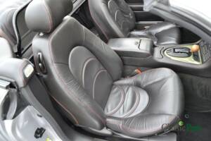 Image 33/50 of Jaguar XKR &quot;Silverstone&quot; (2000)