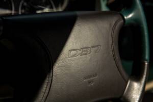 Bild 26/43 von Aston Martin DB 7 (1998)