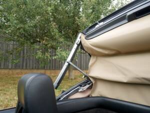 Immagine 26/47 di Mercedes-Benz 500 SL (1900)