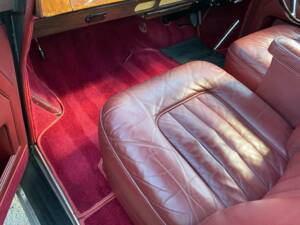 Image 22/50 of Bentley S 2 Continental (1960)