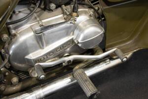 Bild 48/50 von Moto Guzzi Nuovo Falcone Militare (1973)
